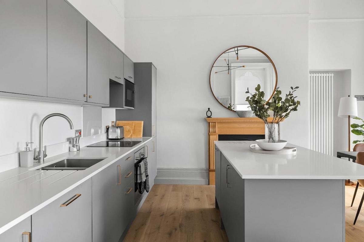 1 Bed - Napier By Pureserviced * Plymouth